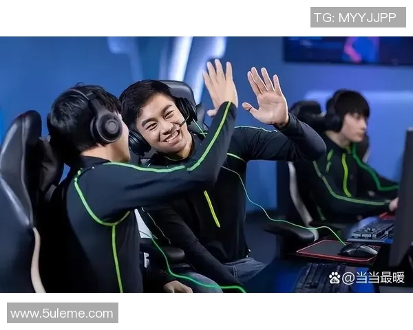 TSW激战FLY巅峰对决强强碰撞上演电竞荣耀终极之战